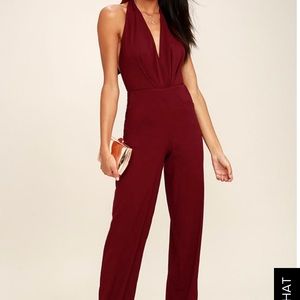 Burgundy jumpsuit with POCKETS!